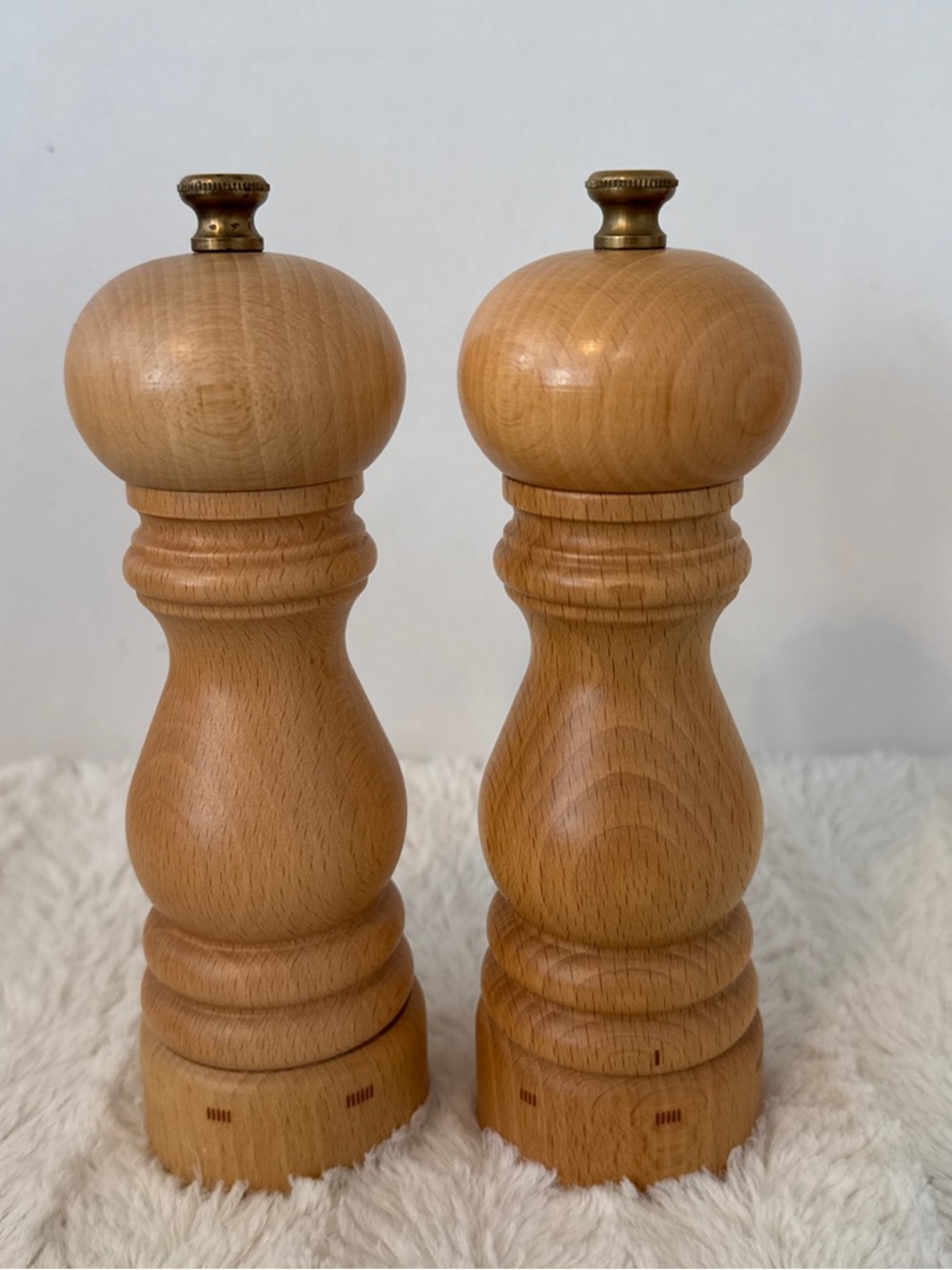 Peugeot Paris Wood Salt & Pepper Grinder set. 7” tall
